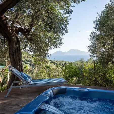 Manu * Massa Lubrense